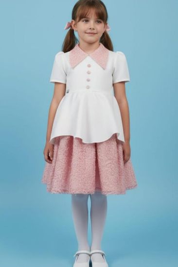 صورة فستان سهرة مزيج الفخامة والاناقه  باللونين الابيض والوردي